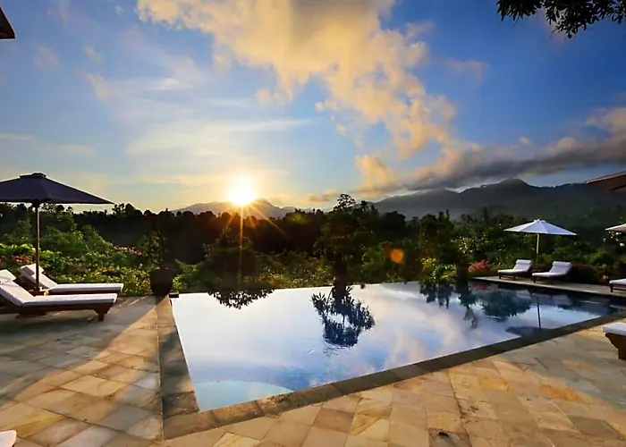 Shanti Natural Panorama View Hotel 5*