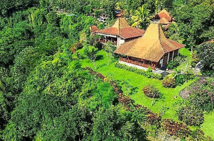 Shanti Natural Panorama View Hotel Singaraja