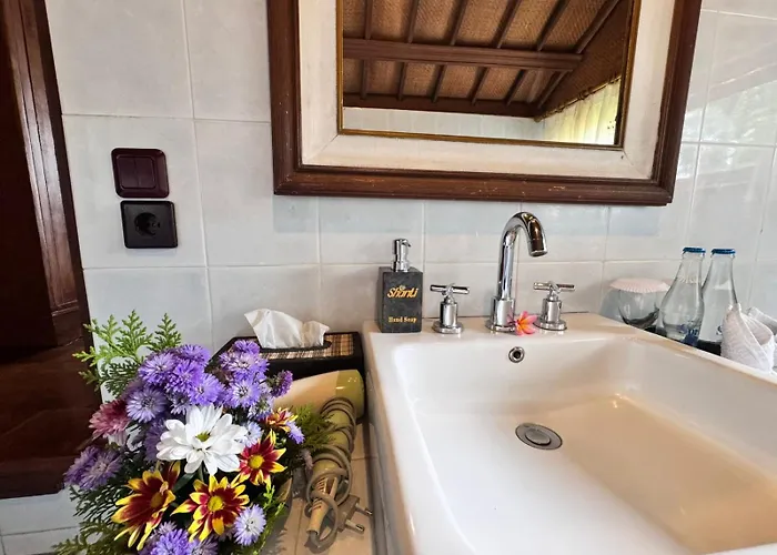 Shanti Natural Panorama View Hotel