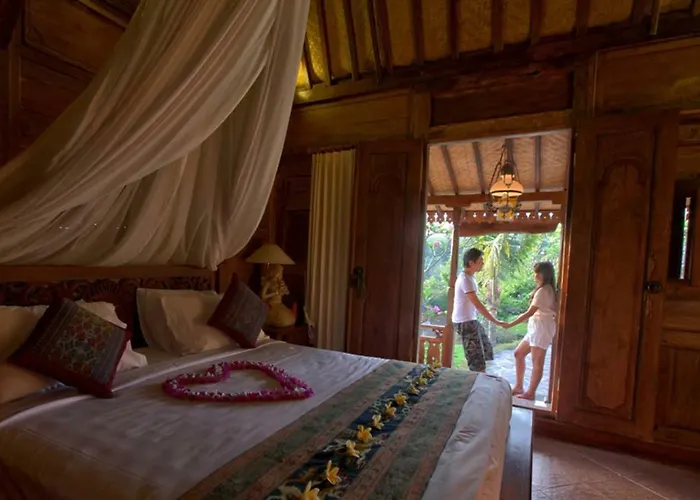 Hotel Shanti Natural Panorama View Singaraja